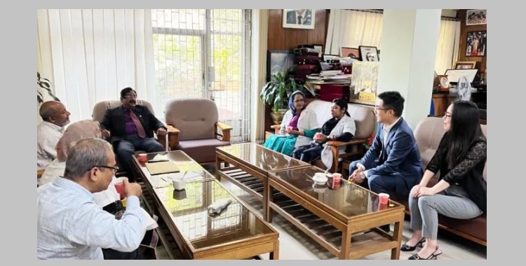 বিএসএমএমইউকে রক্ত পরীক্ষার ২০ হাজার কিট দিল চীনের সিনোভ্যাক