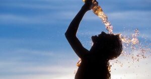 হিট স্ট্রোক প্রতিরোধে করণীয় সম্পর্কে জেনে নিন