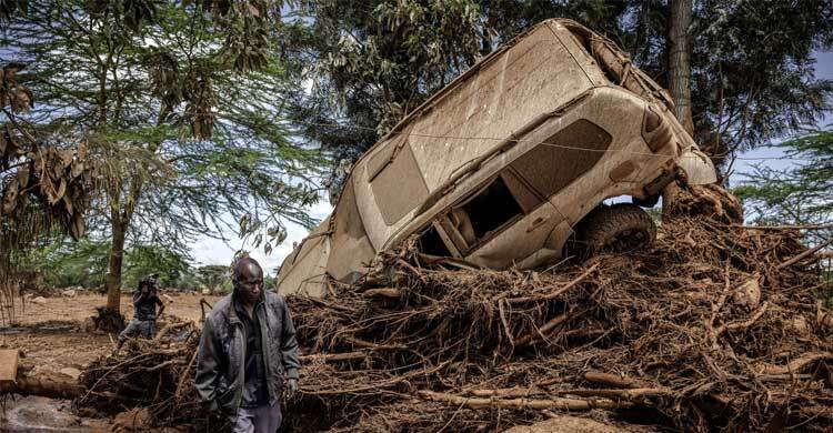 কেনিয়ায় ভয়াবহ বন্যায় প্রাণহানি বেড়ে ২২৮