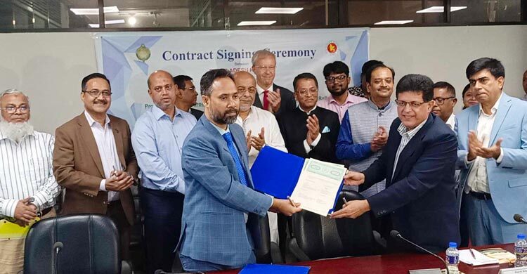 ১৩০০ কোটি টাকায় ভারত থেকে ট্রেনের ২০০ বগি কেনার চুক্তি সই