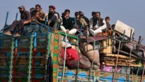 ৮ লক্ষাধিক আফগান নাগরিককে দেশ থেকে বের করে দিচ্ছে পাকিস্তান