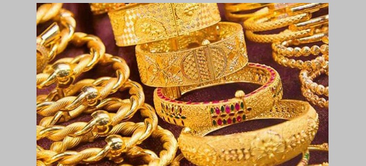 বিশ্ববাজারে সোনার আউন্স ২৪০০ ডলার ছাড়ালো