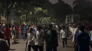 সচিবালয়ে আনসারদের সঙ্গে ঢাবি শিক্ষার্থীদের সংঘর্ষ