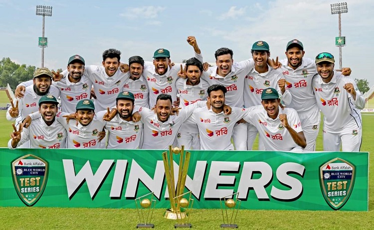 পাকিস্তানের মাটিতে পাকিস্তানকে ‘বাংলাওয়াশ’