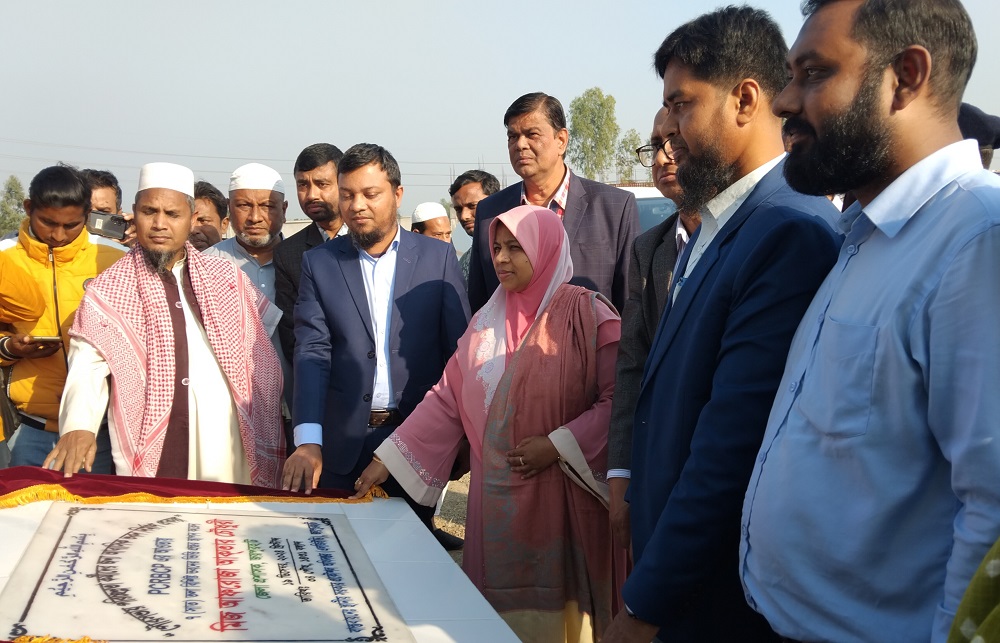 জয়পুরহাটে পৌরসভার ৭তলা পরিচ্ছন্নতা কর্মী নিবাস ভবনের নির্মাণ কাজের ভিত্তিপ্রস্তর স্থাপন