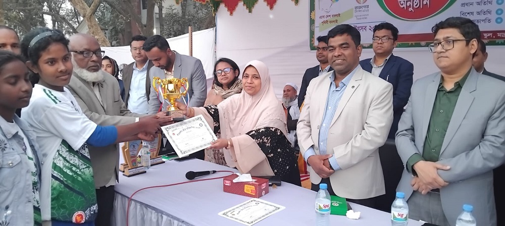 জয়পুরহাটে জাতীয় শীতকালীন ক্রীড়া প্রতিযোগিতার সমাপনী অনুষ্ঠিত