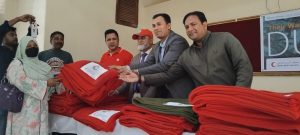 জয়পুরহাটে রেড ক্রিসেন্ট সোসাইটির উদ্যোগে কম্বল বিতরণ